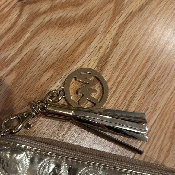 Michael Kors cosmetic pouch - Picture 2 of 2